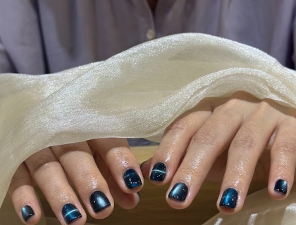 Today was a busy day at An Bang Spa, with many guests coming in for massage and nail services.